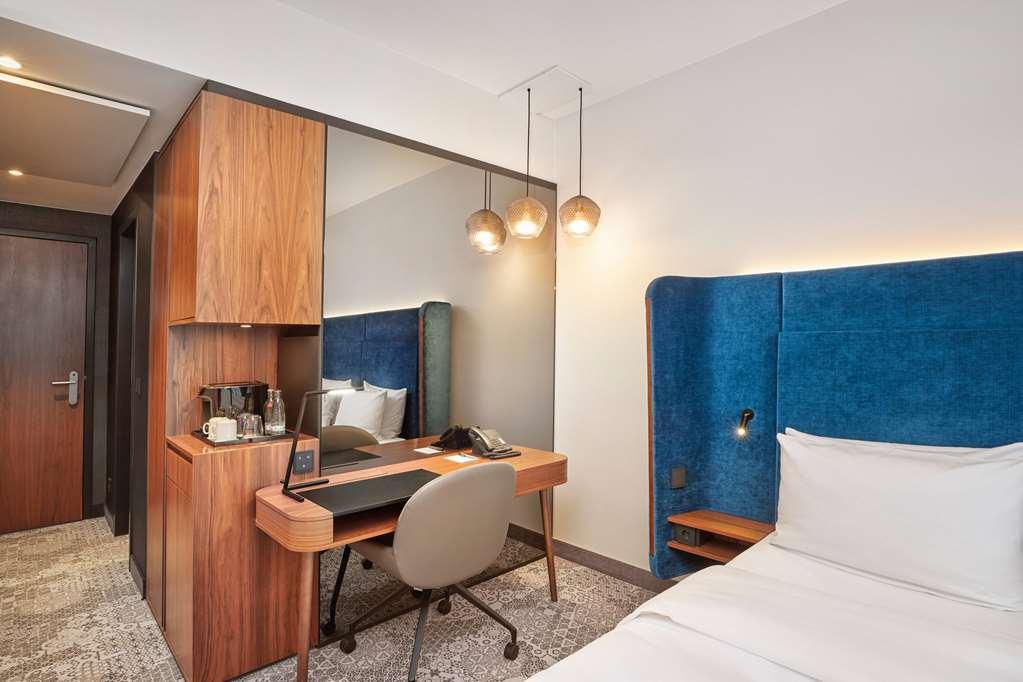 Hyperion Hotel Muenchen Phòng bức ảnh A room at the hotel